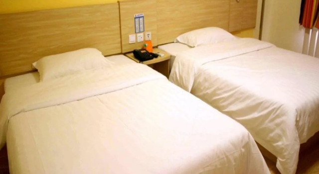 7Days Sunshine Shucheng East Meihe Road, Prenota Hotel Shucheng Anhui