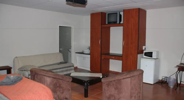 Семейный люкс Anandi Guesthouse Swakopmund