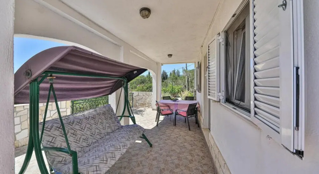 Nice Home in Drvenik Mali With Wifi and 2 Bedrooms, Rezerwuj Hotel Hotele w Split-Dalmatia County z parkingiem, Parking