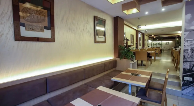Hotel Emen