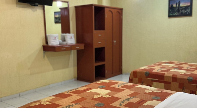Четырёхместный номер Executive Hotel Central Puebla