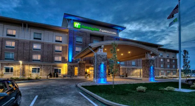Люкс с видом на море Holiday Inn Express & Suites Pittsburgh SW/Southpointe by IHG