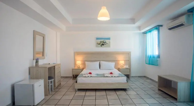 Трёхместный номер Standard с балконом Marilisa Hotel