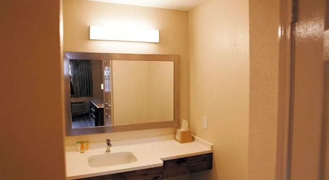 Двухместный номер Standard All Seasons Inn & Suites