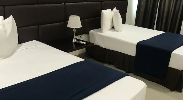 Четырёхместный номер Standard Starz Hotel