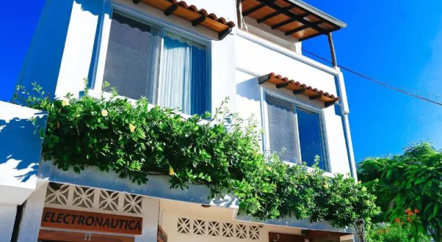 Hotel Cucuve, Забронировать Отель Бизнес-отели Galápagos, 4* 5*