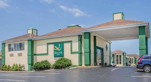 Номер Economy Quality Inn Port Clinton Waterfront