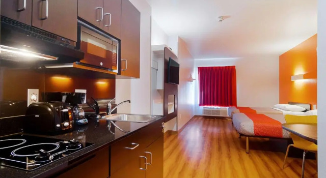Четырёхместный номер Deluxe Motel 6 Midland, TX
