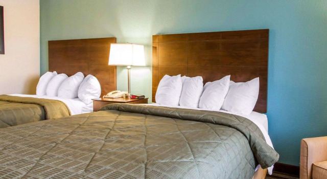 Standard Vierer Zimmer Quality Inn Murray University Area