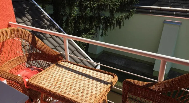 Green Park Apartment, Book Lejlighed Hoteller i Western Transdanubia med parkering, Parkering