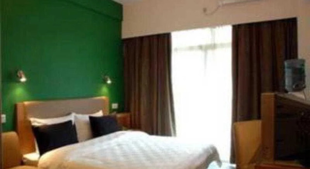 Garden Inn Xidan, Забронировать Отель Сичэн Пекин, рядом с Центральная музыкальная консерватория