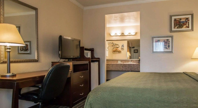Двухместный номер Standard Quality Inn Temecula Valley Wine Country