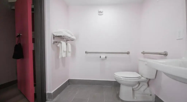 Номер Standard B&B Hotel Miami Airport