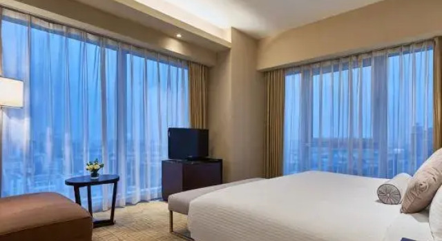 Люкс Deluxe The Qube Hotel Shanghai Nanqiao