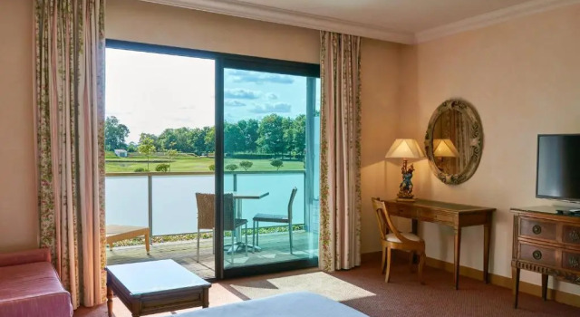 Полулюкс с балконом Relais de Margaux - Hôtel, Golf & Spa