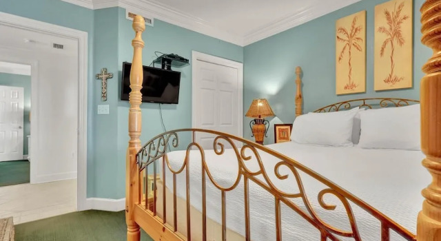 Beachfront Condo w/ View & Pool, Sleeps 8, Varaa Lomakoti Huvilat kohteessa Alabama, Villa