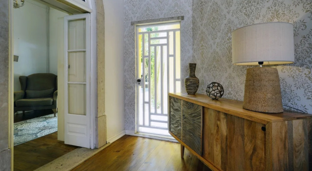 Charm Inn Sintra, Забронировать Гостевой дом Отели Синтра с бассейном, рядом с Вила Сассетти, Бассейн