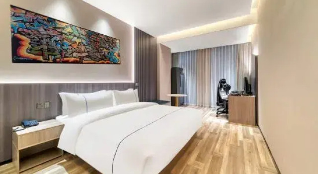 ReMAX Hot Mai E-sports Hotel (Zhenhai Government Yintai Branch), Boek Hotel Ningbo Zhejiang