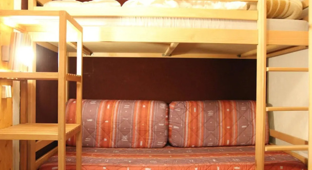 4 persons studio with south facing balcony Holiday home 0 agence la ci, Prenota Appartamento Hotel a Alvernia con parcheggio, Parcheggio