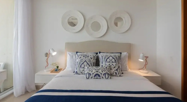 Двухместные апартаменты Classic с балконом и с видом на океан Classy 1 Bedroom Pool & Gym near Downtown