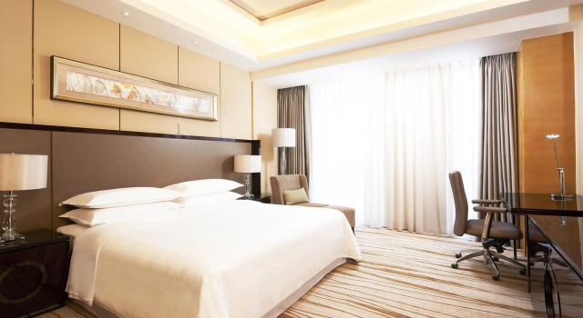 Двухместный номер Standard Four Points By Sheraton Langfang, Guan