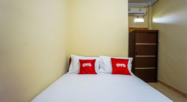 A2b Residence by OYO Rooms, Prenota Hotel Manado 