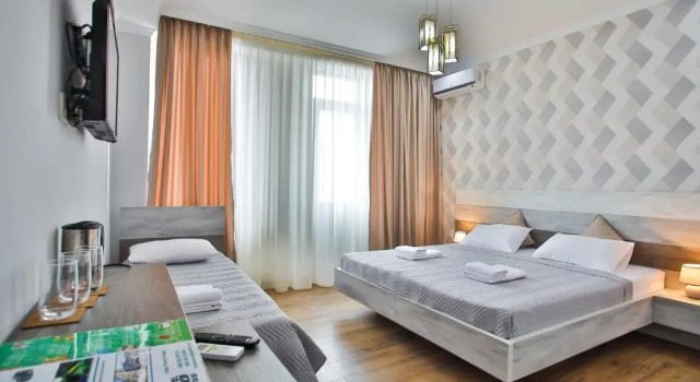 Трёхместный номер Classic Hotel Terrace Kutaisi