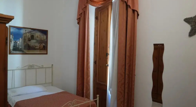 Одноместный номер Hotel 4 Mori