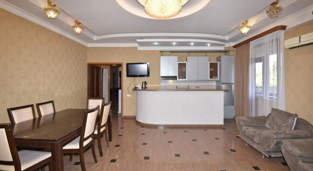 5-комнатная квартира