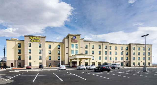 Люкс MainStay Suites Near Denver Downtown