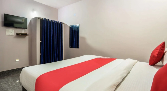 Люкс Deluxe Oyo 43512 Bijaya Palace