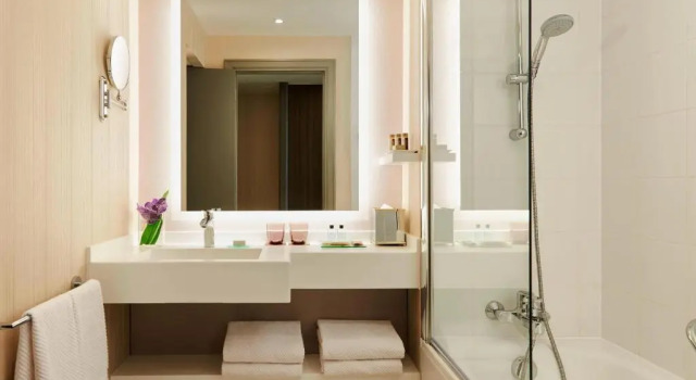 Двухместный Guest room Executive Renaissance Paris La Defense Hotel