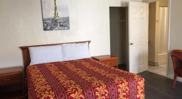 Номер Economy World Motel
