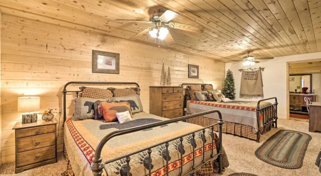 Коттедж Cozy 'nora's Hideaway' - Charming, Quiet Log Cabin