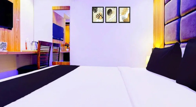 Pleasant Stays Near Powai Lake Mumbai