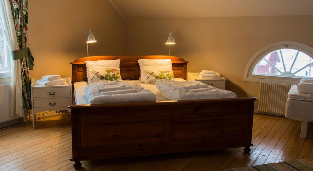 Prostgården, Rezervați Hotel Sunne 