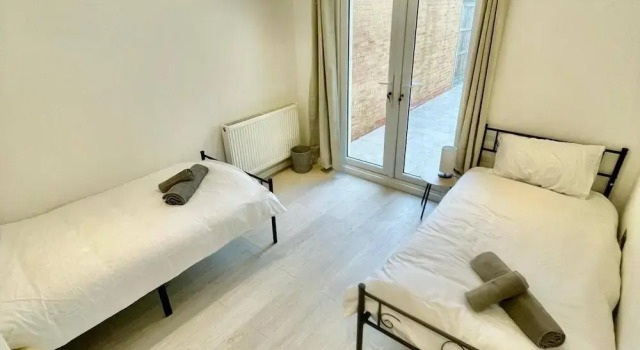 3 Bed Flat - Sleeps 6 - Parking - Wifi, Boek Appartement Cambridge Groot-Brittannië