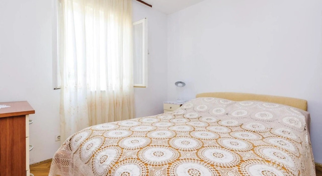 Nice Home in Dubrovnik With Wifi and 2 Bedrooms