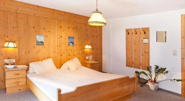 Haus Alpenrose, Rezerwuj Hotel Hotele w Tyrol z parkingiem, Parking