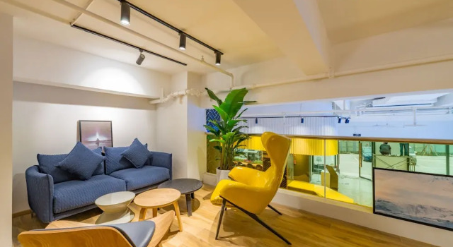 Rezen Sunbow Hotel