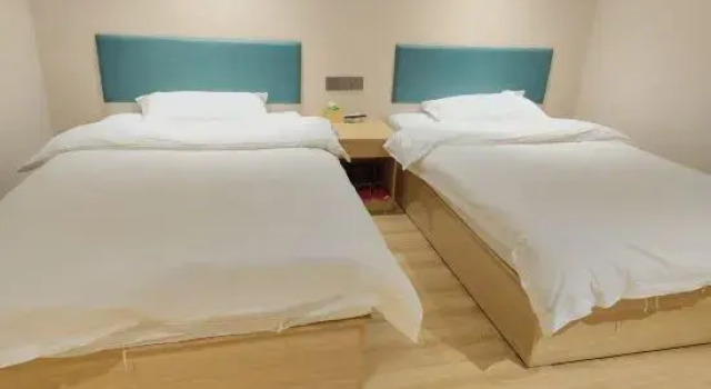 Номер Standard Huayi Inn (Tumor Hospital)