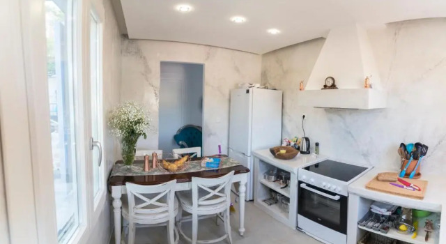 Коттедж Bay View House