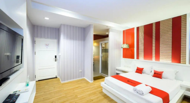 Номер Standard RedDoorz Plus Ruen Rattana Resort