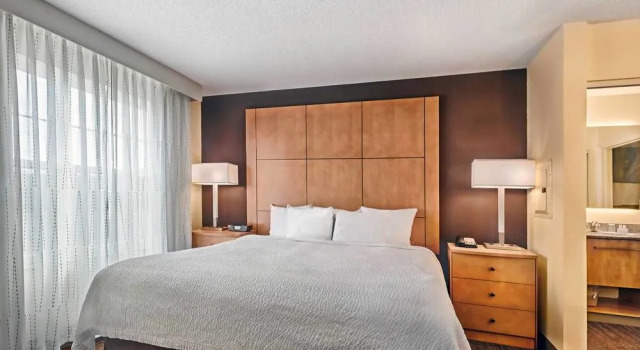 Residence Inn Mt. Laurel at Bishops Gate, Забронировать Отель Маунт-Лорел Philadelphia Metropolitan Area
