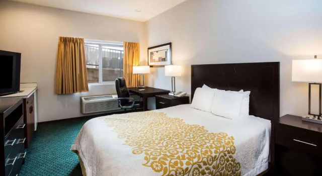 Номер Standard Days Inn by Wyndham Seattle Aurora