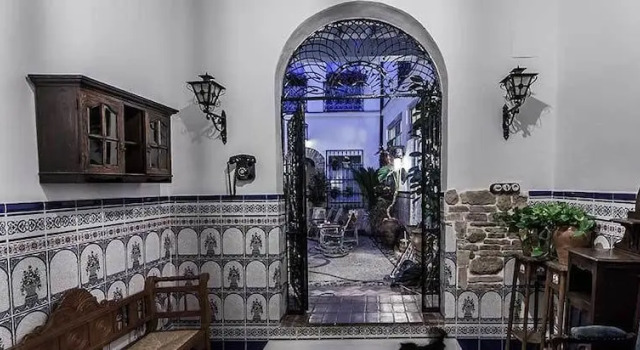 Apartamentos Casa Pepa, Забронировать Апартаменты/квартира Отели Кордовы с парковкой, рядом с Театр Tablao Cardenal, Парковка