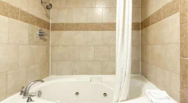 Двухместный люкс Super 8 Dallas East Near Fair Park Downtown