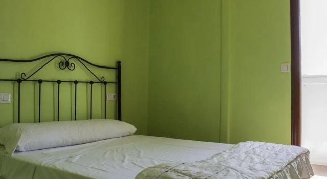 Roots and Boots, Book Hotel Lugo 