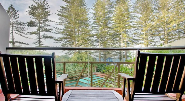 Люкс Beach Hotel Resort