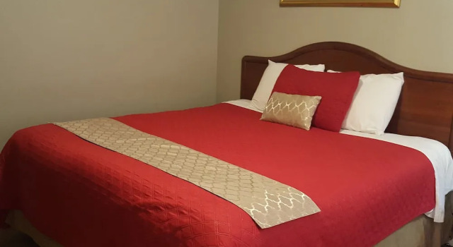Niagara Inn & Suites, Buchen Sie Gasthaus Günstige Hotels in New York State